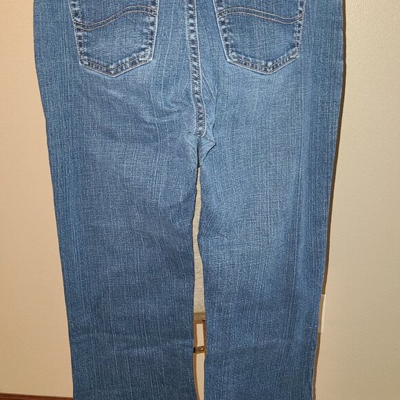 Lee Natural Bootcut Jeans for Women fits Just Below the Waist 6P Stonewash Blue - Picture 8 of 10